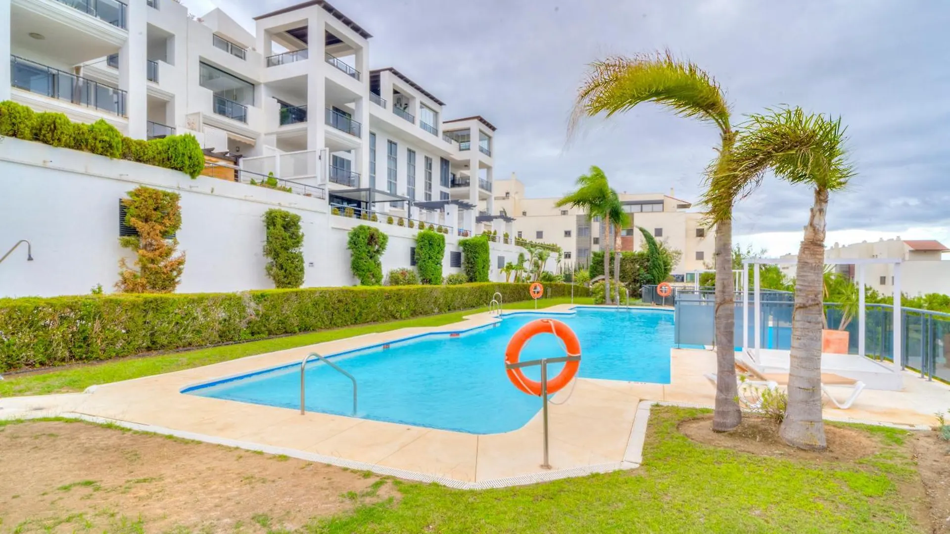 Conde Nest Flat With Wouw Views Apartment Estepona