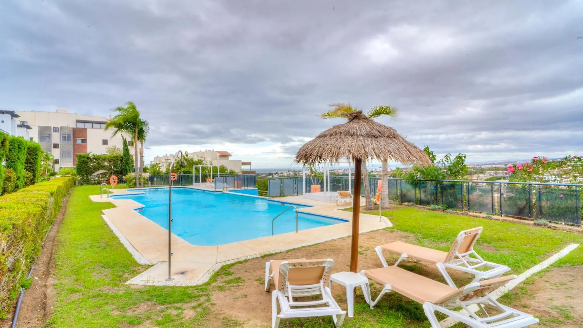 Conde Nest Flat With Wouw Views Apartment Estepona