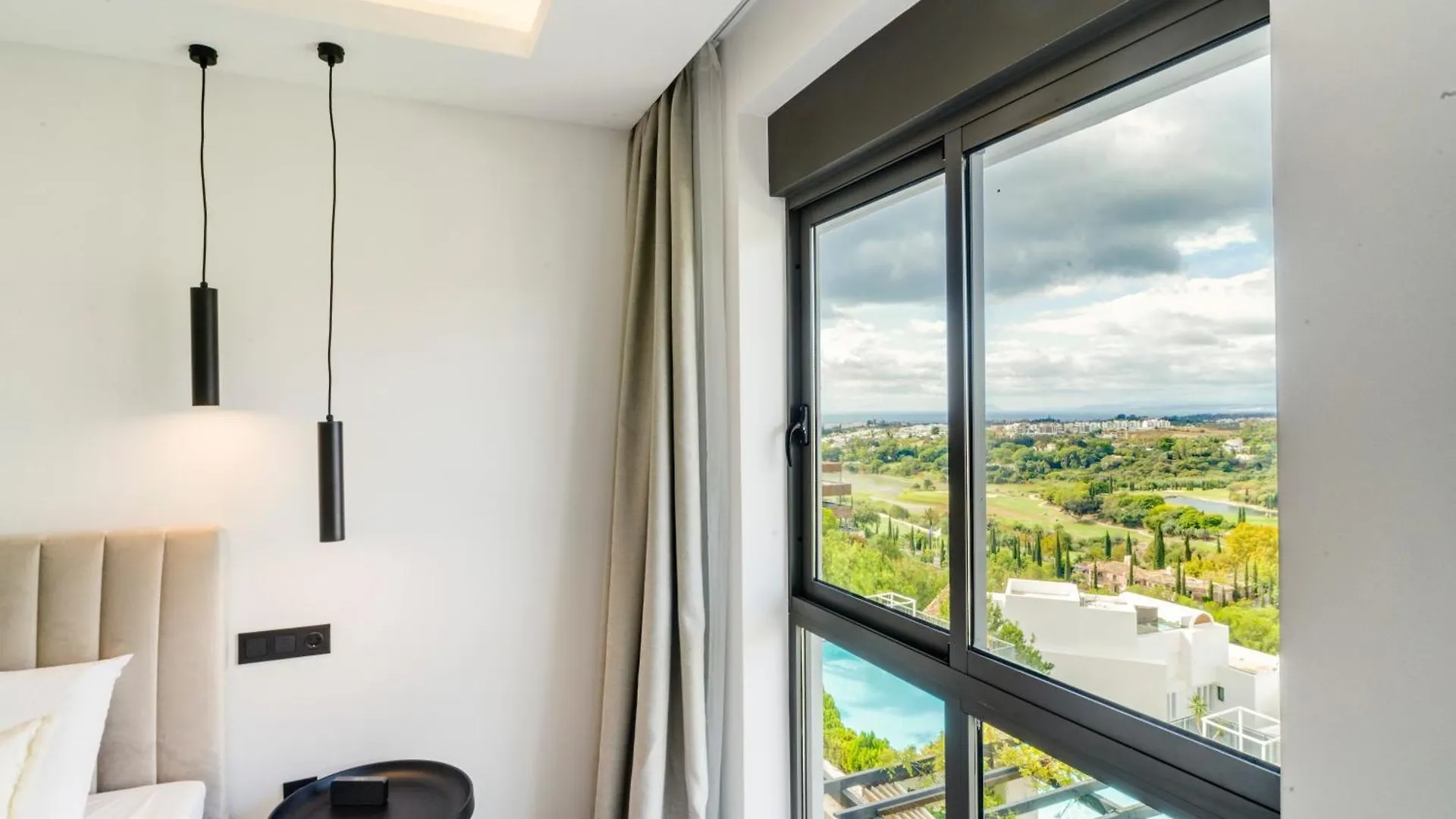 Conde Nest Flat With Wouw Views Apartment Estepona