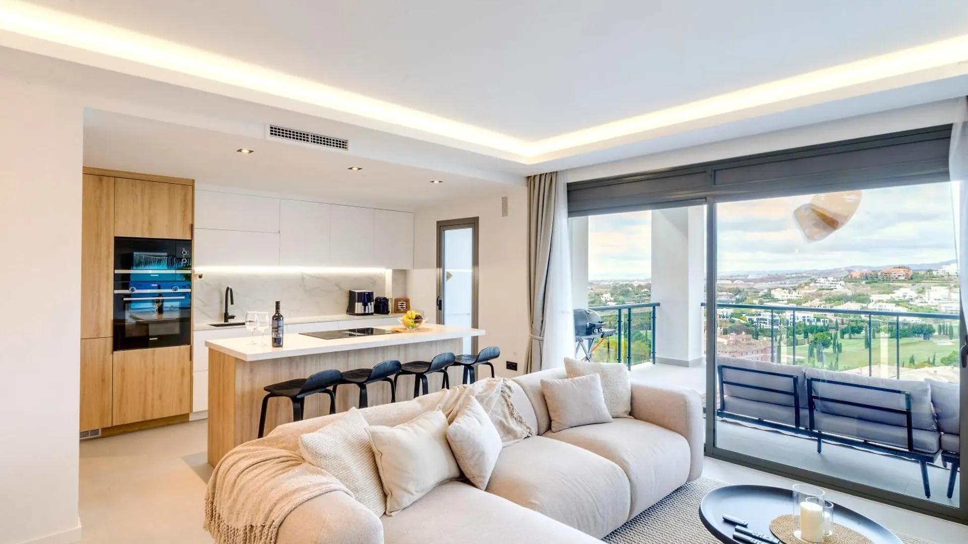 Conde Nest Flat With Wouw Views Apartment Estepona 0*,  Spain