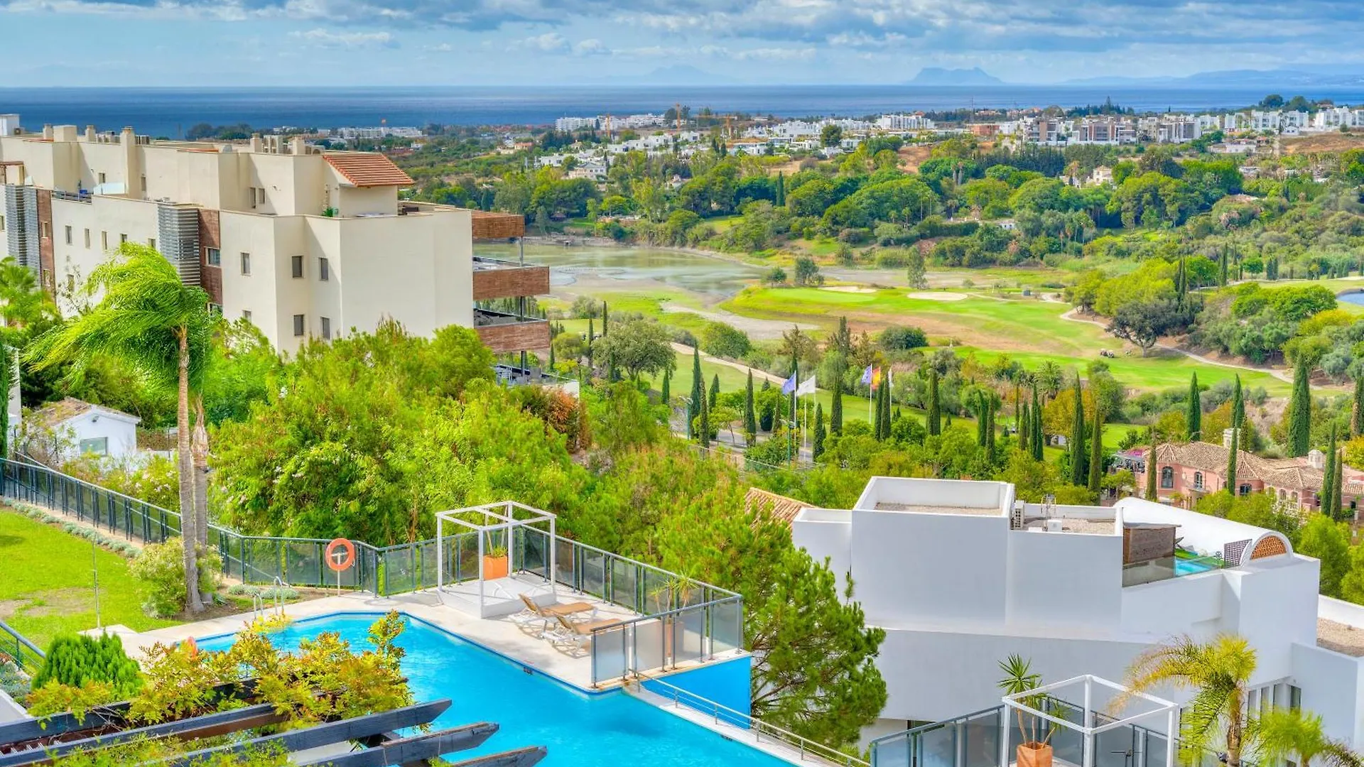 Conde Nest Flat With Wouw Views Apartment Estepona