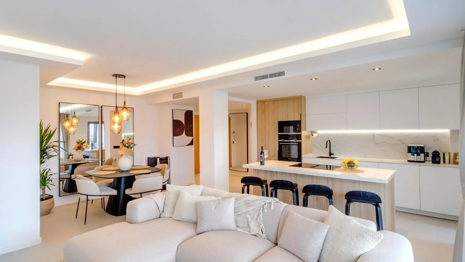 Conde Nest Flat With Wouw Views location