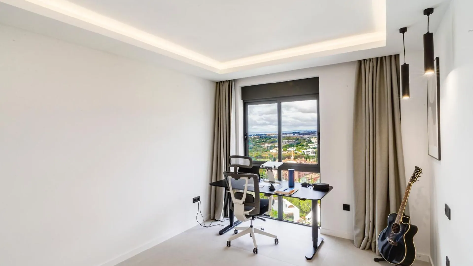Conde Nest Flat With Wouw Views Apartment Estepona
