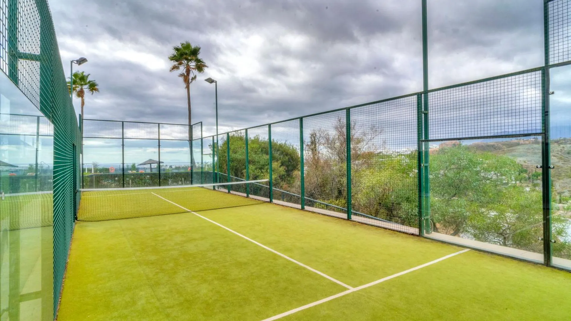 Conde Nest Flat With Wouw Views Apartment Estepona