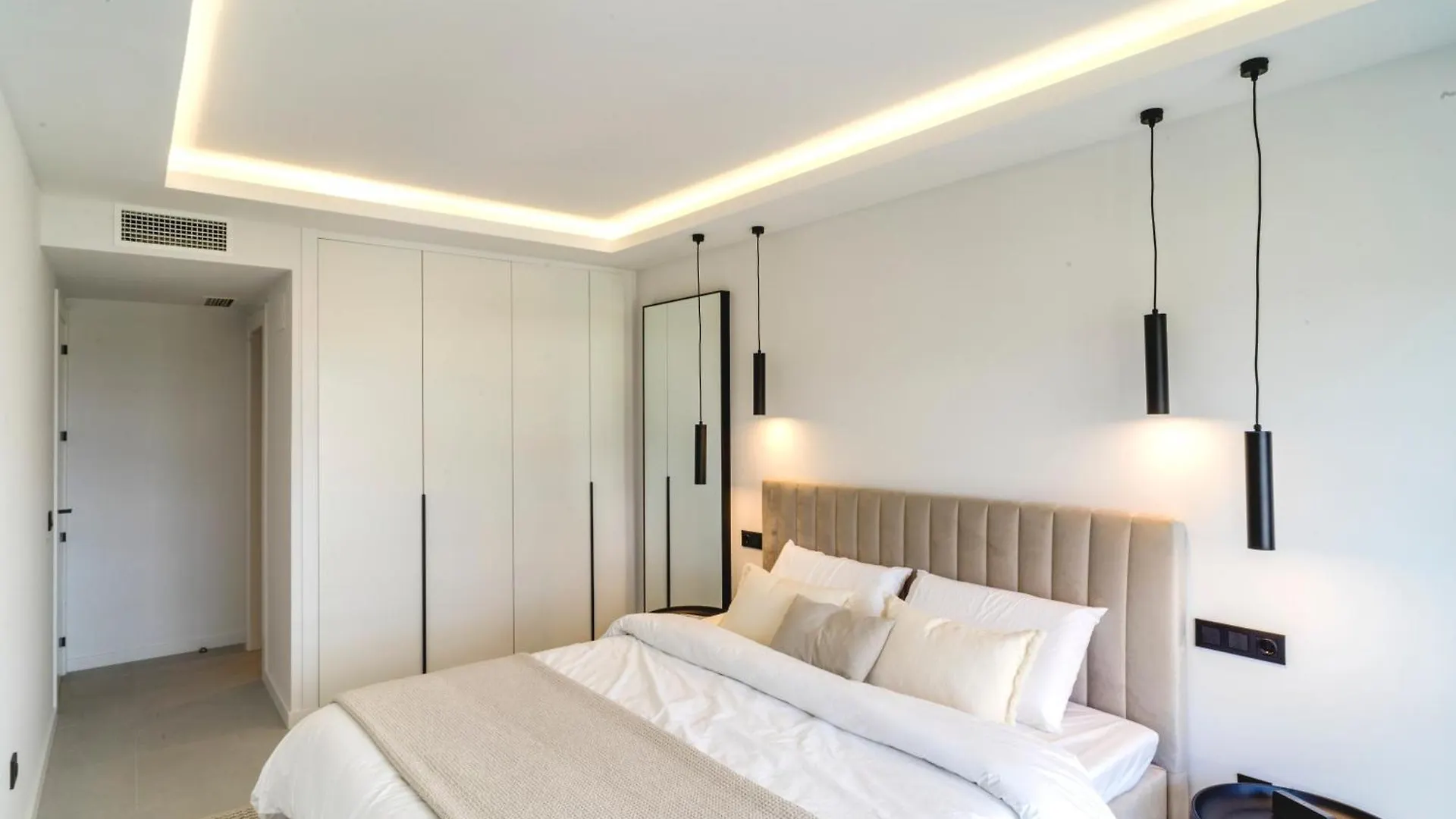 Conde Nest Flat With Wouw Views Apartment Estepona