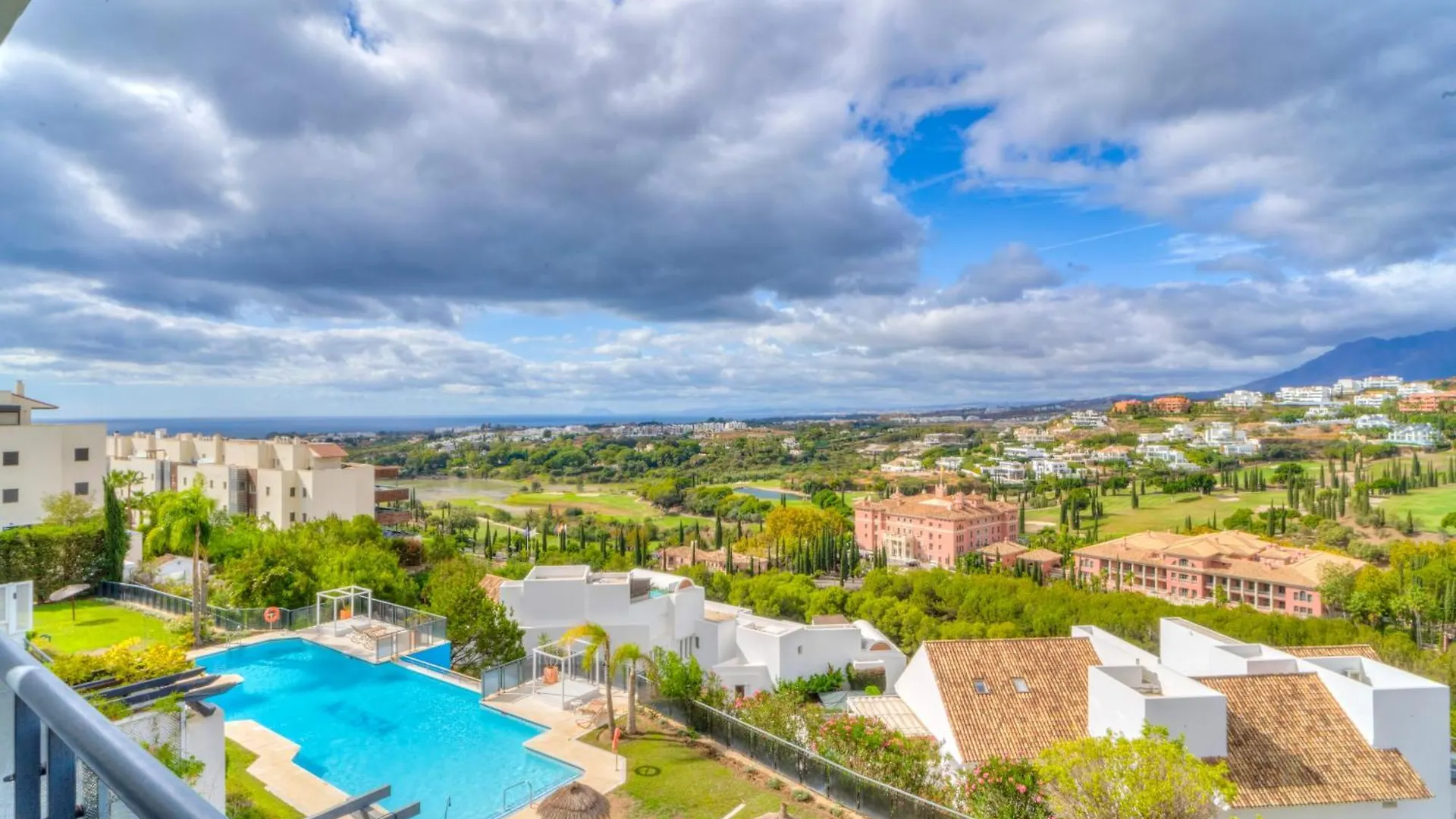 Conde Nest Flat With Wouw Views Apartment Estepona Spain